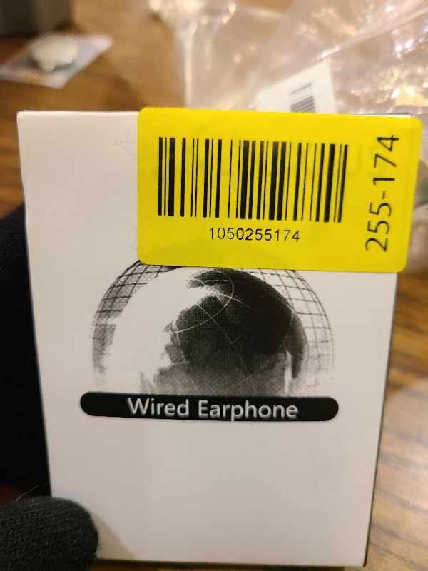 Photo 1 of 2 Pack USB C Headphones for iPhone 16 15 Pro Max Plus iPad Pro USB C Wired Earbuds with Mic Volume Control Type C Earphones Wired Noise Cancelling USBC Headphones for Samsung Galaxy S24 S23 Pixel 9 8