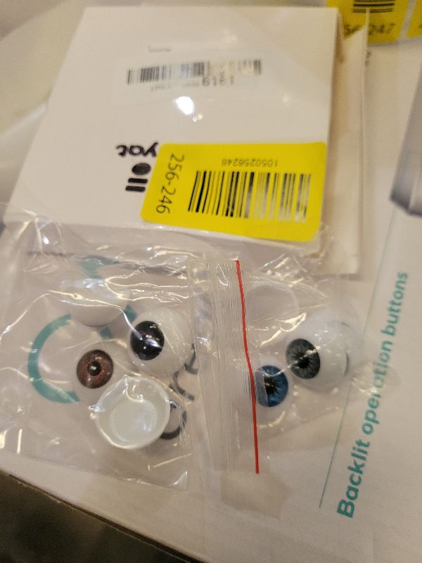 Photo 1 of 16 Pieces Halloween Plastic Scary Eyes Realistic eyes Horror Props 22 mm Acrylic Hollow Eyeballs for crafts Halloween Trick or Treat Party Decoration Craft, Mask Doll DIY Toy Accessories, 4Styles