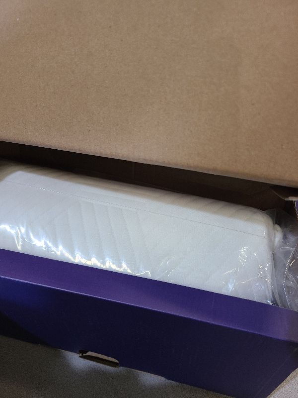 Photo 1 of 100% Waterproof Mattress Protector with High Resistance to Liquid, Breathable 3D Air King Mattress Protector, Ultra Soft Cooling Mattress Cover Hypoallergenic Quiet Bed Cover Fits 6"-21"