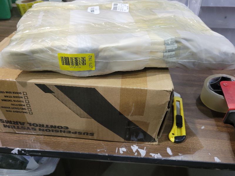 Photo 1 of 100Pcs Chip Brushes 2 Inch Bulk Chip Paint Brushes Wooden Bristle Paint Brush for Paints, Stains, Varnishes, Glues, & Gesso - Home Improvement - Interior & Exterior Use