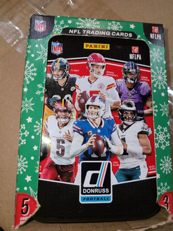 Photo 1 of 2025 Panini Donruss Football Trading Cards Tin