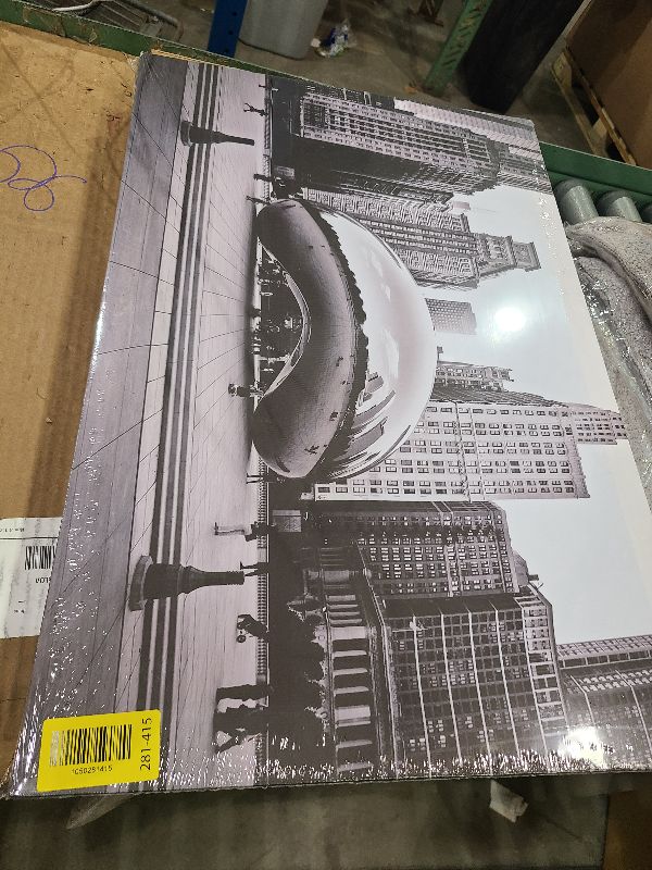 View 2 of 1 Piece Chicago Cityscape Canvas Art Wall Decor The Cloud Gate in Millennium Park Picture Canvas Paintings Illinois Famous Scenery Modern Wall Art Stretched and Framed Ready to Hang, 16"Wx24"H