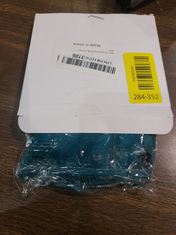 Photo 1 of 100 Pieces Peacock Blue Goose Feathers for Craft, Bulk Colored Feather 3-5Inch Goose Feathers for DIY Craft Projects Festivals Weddings Birthday Party Decor