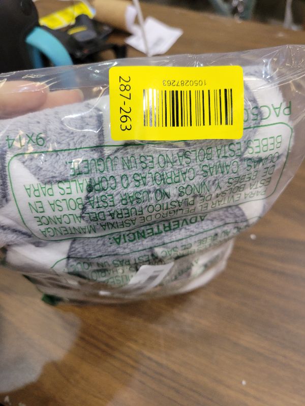 Photo 1 of 1 Pack 3 Puppy Blankets Super Soft Warm Sleep Mat Grey Cute Print Fluffy Fleece Pet Flannel Throw Dog Blankets for Small Dogs Cats,Star&Bone&Love- Small (23"x15")