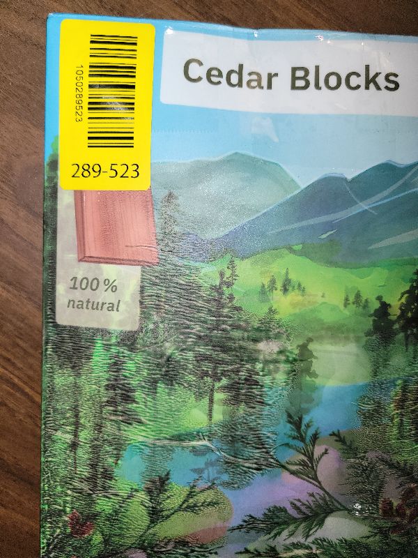 Photo 1 of 16 American Cedar Wood Blocks – Stop Clothes Damage - Wardrobe Freshener – Premium American Cedarwood Flowers for Fresh Scent in Drawers and Closets - Inovida
