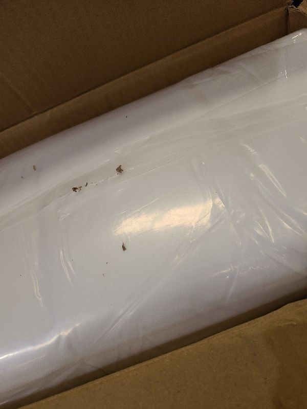 Photo 1 of 100 Pack 31" x 71" Disposable Non-Woven Massage Table Bed Covers - 2-Ply Waterproof Spa Sheets for Facial, Tattoo & Waxing.