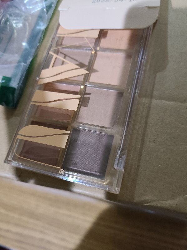 Photo 1 of 10 Colors Eyeshadow Palette,Light Beige Nude Pink Brown Naturing Eye Shadow Makeup,Blendable High Pigmented,Neutral Smokey,Long Lasting High Pigment Matte Eyeshadow for Older Women Gift Kit (Milk Tea)