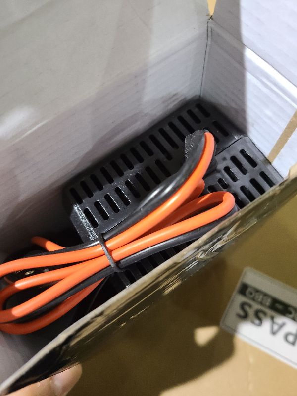 View 2 of 14.6V 10A LiFePO4 Battery Charger for 12V Lithium Iron Phosphate Batteries – Fast Charging, High Efficiency, LED Indicator, Durable Design with Overheat Protection