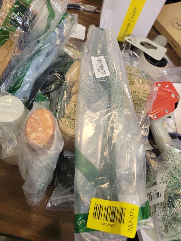 Photo 1 of 200 Pcs Floral Flower Stem Wire,16 Inch 22 Gauge Floral Stems,Green Crafting Floral Stem for Flower Arrangements DIY,Bouquent Stem Wrapping and Crafts