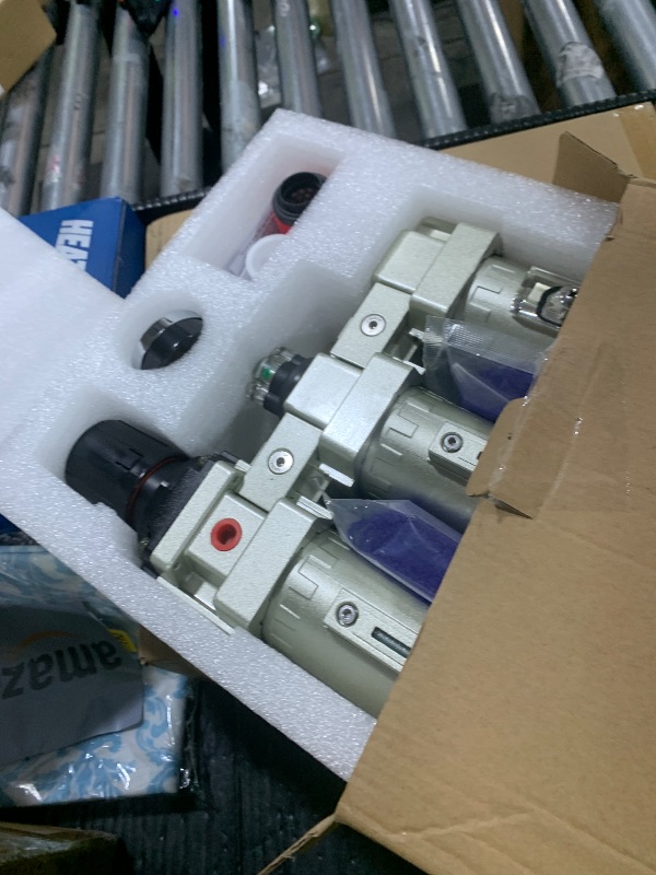 Photo 1 of 1/2" NPT Industrial Grade 3 Stage Air Dryer for Compressor, Auto Drain Air Compressor Water Separator System Filter Oil for Plasma Cutter and Paint Spray,0-240 PSI