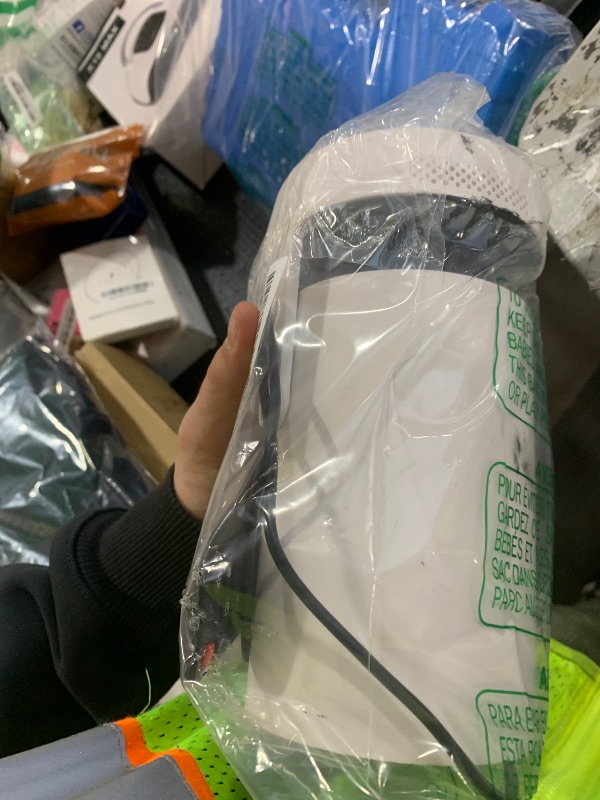 Photo 1 of ?Electric Focus?Mini Portable Projector with 4K Support, Bluetooth 5.4 WIFI6, 5watt Sound Base Speaker, 260 ANSI, Android 11, 210° Rotation , Auto Keystone Correction Video Projector HY300 PLUS