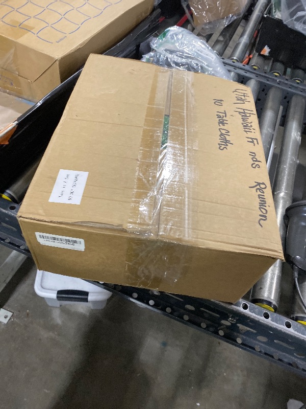 Photo 1 of 10 Pack Picnic Fitted Table Cover for 8 Foot Tablecloth for Rectangle Tables Waterproof Stretch Washable Folding Indoor and Outdoor Spandex Table Cloth for Camping Banquet Parties (Green,30" x 96")