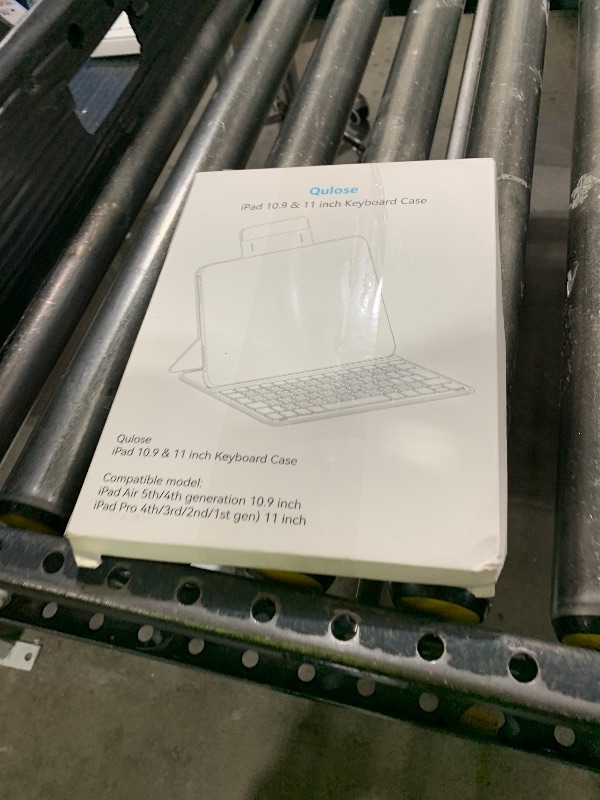 Photo 1 of Qulose Keyboard Case for iPad Air 11 inch (M3 2025/M2 2024), Magnetic Bluetooth Keyboard for 10.9" iPad Air 5th 4th and iPad Pro 11" 1st/2nd/3rd/4th, Rechargeable Folio with Adjustable Stand
