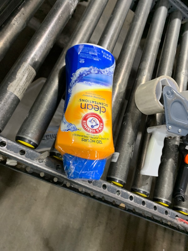Photo 1 of ARM & HAMMER Clean Scentsations In-Wash Scent Booster, Laundry Scent Booster Purifying Waters scent, 45 Oz