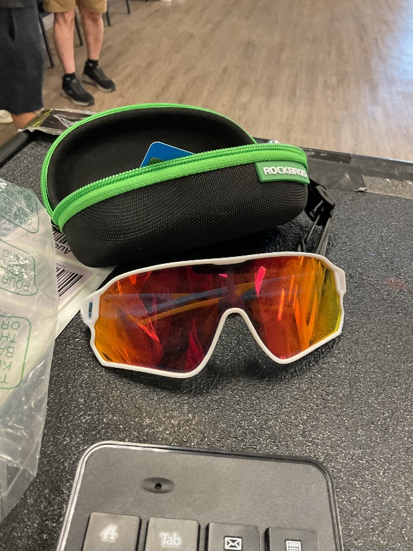 Photo 1 of ROCKBROS Kids Polarized Sunglasses Cycling Glasses Sport Sunglasses UV400 Protection for Youth Boys Girls Age 8-14