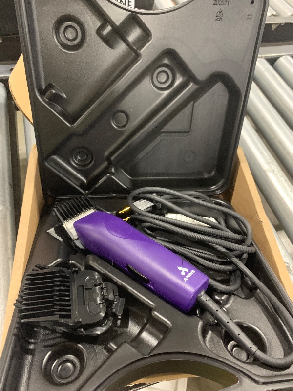 Photo 1 of Andis 24820 EasyClip Professional-Animal 7-Piece Detachable Ceramic Blade Clipper Kit, Frustration Free Packaging, Corded Electric, Purple