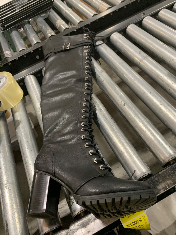 Photo 1 of DREAM APPAREL BLACK HIGH KNEE BOOTS SIZE 9.5 WOMEN 