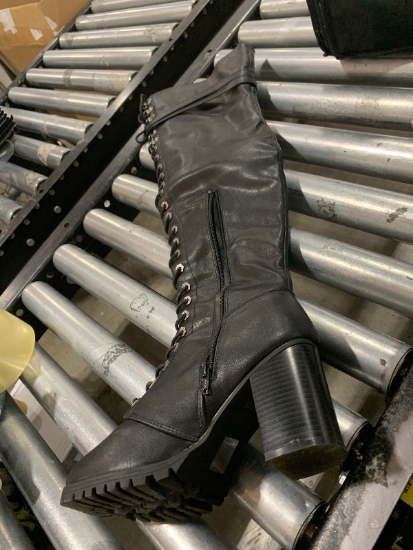 Photo 1 of DREAM APPAREL BLACK HIGH KNEE BOOTS SIZE 9.5 WOMEN 