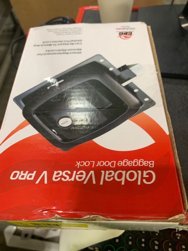 Photo 1 of Creative Products Group BLL-50301-2006-1PK Global Versa PRO Baggage Slam Latch - Versa V, Black