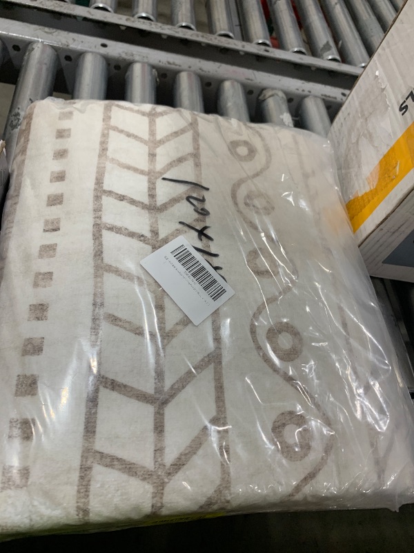Photo 1 of 4’x6’ Area Rugs for Living Room Non Slip Low Pile Area Rugs Foldable Washable Area Rug for Bedroom Dining Table Office