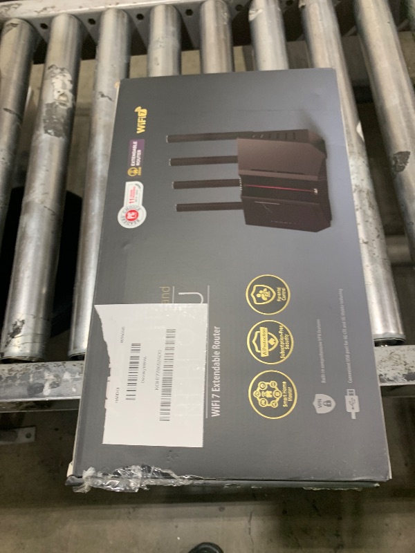 Photo 1 of ASUS RT-BE92U BE9700 Tri-Band WiFi 7 Router, Supports New 320MHz Bandwidth & 4096-QAM, MLO, AI WAN Detection, AiMesh Support, Subscription-Free Network Security & Comprehensive VPN Features