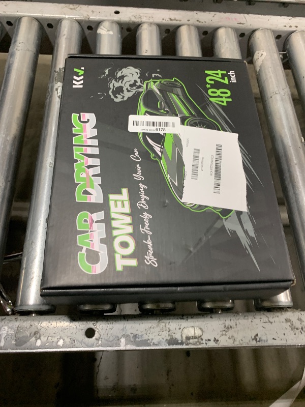 Photo 1 of KKV Full-Sized SUV Drying Towel, 48”x24” Dual Sided Microfiber Car Cleaning Towel with Twisting Yarn Technique, 1400GSM Super Absorbent, Scratch-Free, Machine Washable (Darkgray-GreenYellow)
