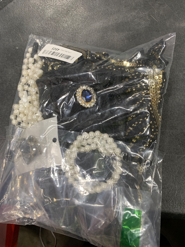 Photo 1 of PLULON 8 Pcs 1920s Flapper Accessories Set for Women, Great Gatsby Dresses Sequin Shawl Wraps Roaring 20s Dresses for Party with Feather Headband