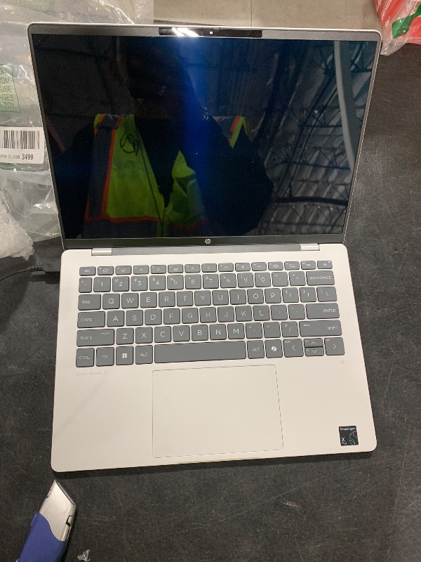 Photo 1 of HP OmniBook 5 14 inch Next Gen AI PC, OLED Display, Snapdragon X Plus X1P-42-100, 16 GB RAM, 1 TB SSD, Qualcomm Adreno GPU, Windows 11 Home, Copilot+ PC, Glacier Silver, 14-he0099nr