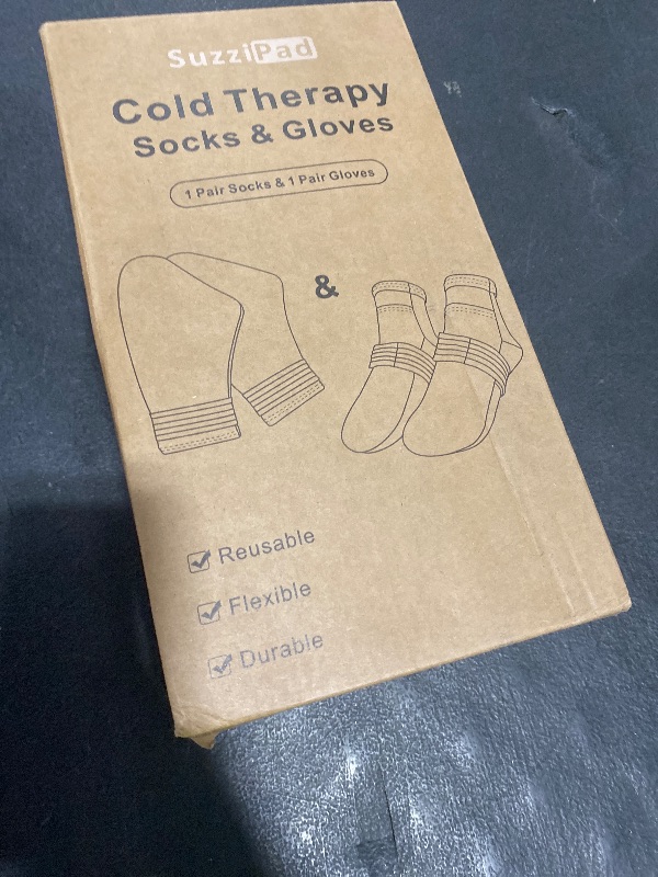 Photo 1 of SuzziPad Cold Socks & Hand Ice Pack, Cooling Gloves for Chemotherapy, Chemo Care Package for Women and Men, S/M, Purple