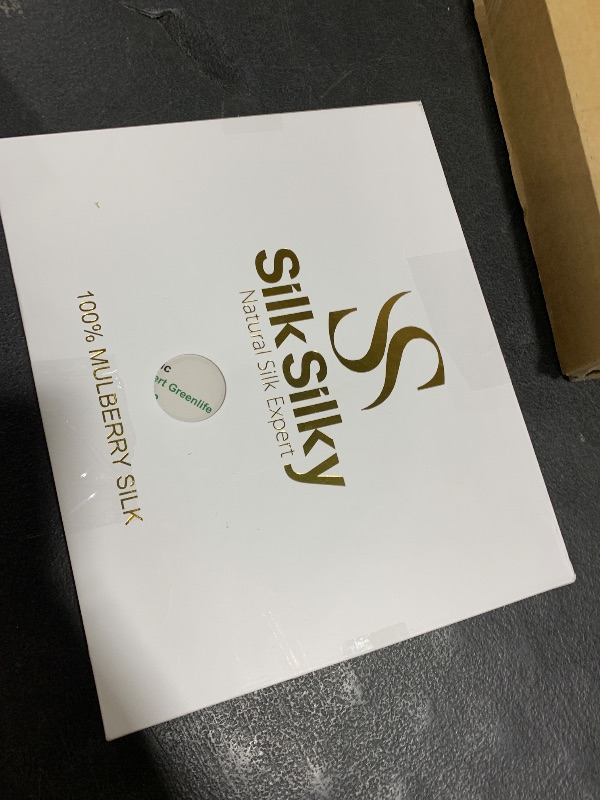 Photo 1 of SilkSilky 100% Mulberry Silk Pillowcase - Pure 22 Momme High-Grade 6A Fibers for Hair & Skin, Envelope Closure, Natural, Organic, Breathable & Cooling Pillow Case (Standard, Beige)