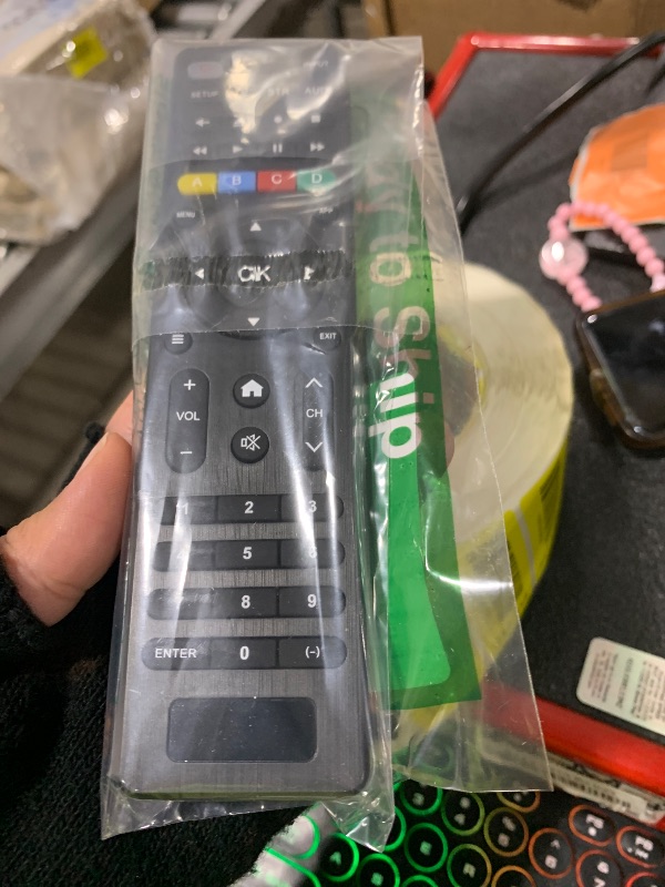 Photo 1 of Universal-TV-Remote-Control Compatible with Samsung/LG/Vizio/Hisense/Sony/Philips/Onn/Sharp/RCA/Element/Westinghouse/Sanyo/Emerson TV and More Brand Smart TVs