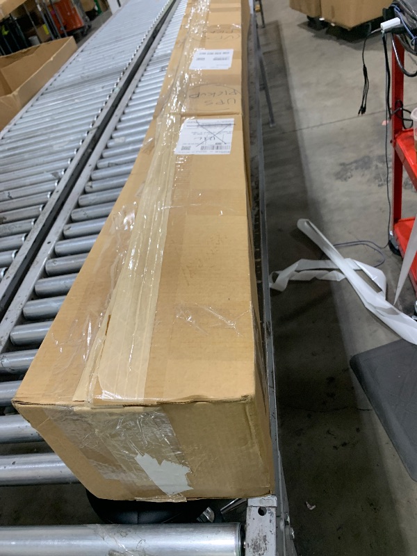 Photo 1 of WAC Lighting H Track 8FT Single Circuit Field Cuttable 120V Track for H Style 3-Wire Track Fixtures with 2 Endcaps in White