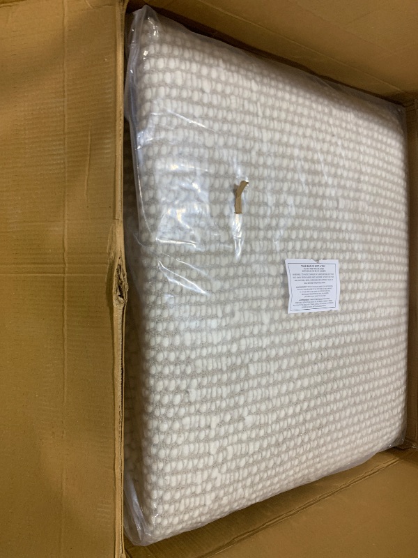 Photo 1 of S & L Homes Wool Cotton Hand Woven Chunky Knit Popcorn Rug - Ivory Contemporary Area Rug for Living Room Bedroom (8' x 10' - Ivory)