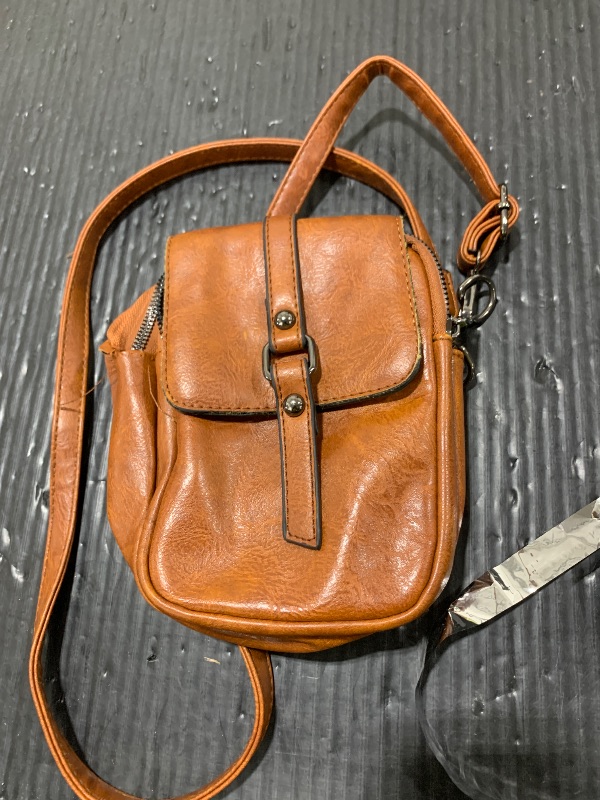 Photo 1 of LEATHER SHOULDER BAG 