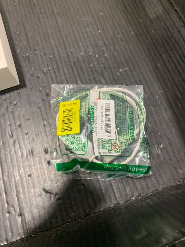 Photo 1 of 0.6Meter On Off Switch Extension Cord,2-Prong/2 Outlet Polarized Extension Cord with Switch 12A/125V for Your Chargers/Lamp/Power Adapters etc, 16AWG Cord,White,AC00331050342986
LPNPMEX5395675