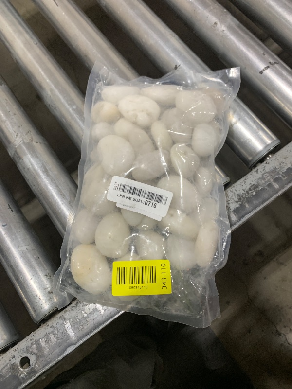 Photo 1 of YISZM 5lbs White River Rocks, 1-2 Inch Natural Pebbles for Indoor Plants, High Polished Decorative Stones Vase Filler Fish Tank Aquariums Landscaping Garden Outdoor and Indoor DIY