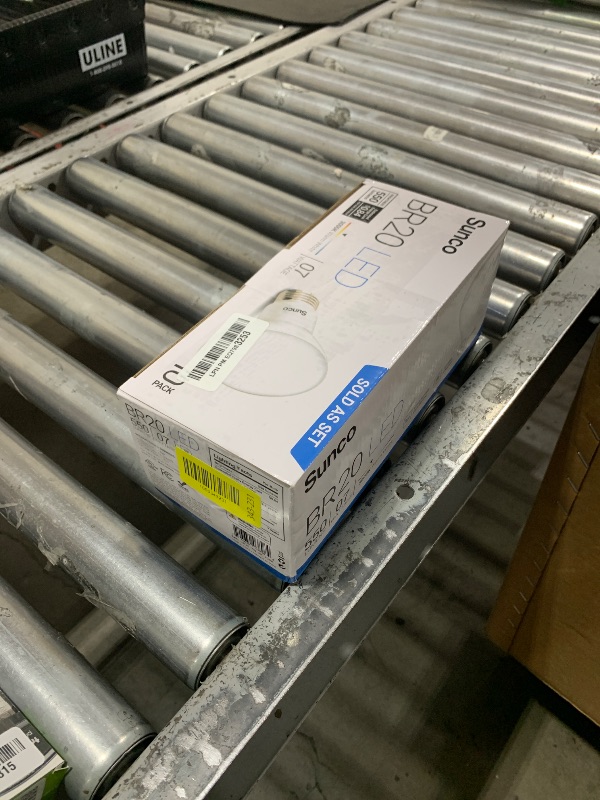 Photo 1 of Sunco 10 Pack BR20 LED Bulb Dimmable, Small Recessed Lighting Bulbs, R20 Mini Flood Light Indoor, 550 LM, 7W (50W Equivalent), 3000K Warm White, E26 Base, Can Light for Home, Kitchen, Bedroom UL.