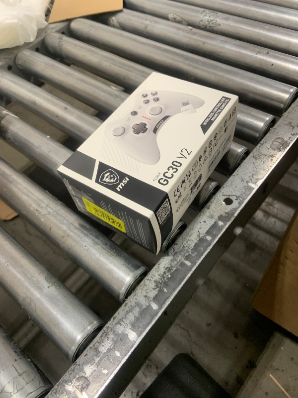 Photo 1 of MSI Force GC30V2 White Wireless Gaming Controller, Dual Vibration Motors, Dual Connection Modes, Interchangable D-Pads, Compatible with PC & Android