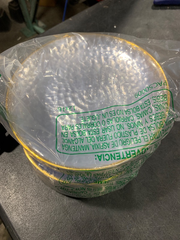 Photo 1 of LCCFHTI 100Pcs Clear Gold Plastic Plates 7 Inch, Hammered Disposable Heavy Duty Dessert Plates with Gold Rim, Round Salad Plates for Wedding Party