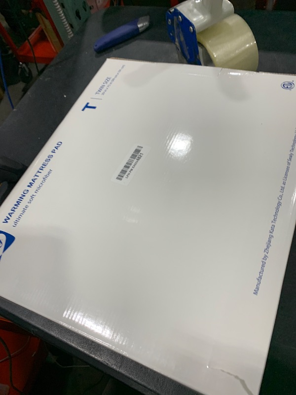 Photo 1 of Sealy Electric Mattress Pad Twin Size, 10 Heating Settings Heated Mattress Pad, Bed Warmer with Single Controller & Auto Off 1-12 Hours, Fit Up to 15 Inch, Machine Washable, 39"x75"