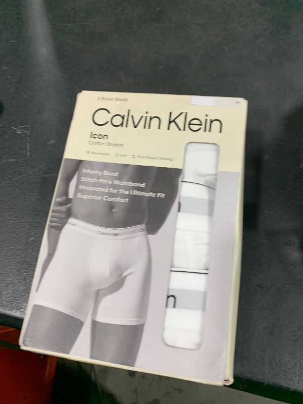 Photo 1 of Calvin Klein Men's Underwear Cotton Stretch 3 Pack Boxer Brief, White, Medium