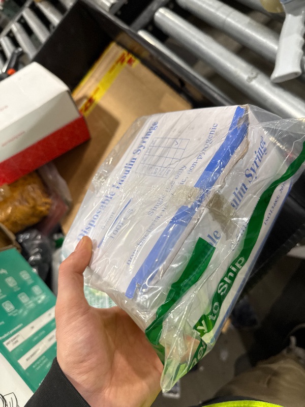 Photo 1 of 100Pack 0.5ml/cc Disposable Syringes with 31G 1/4 Inch,Lab Supplies, Individually Wrapped