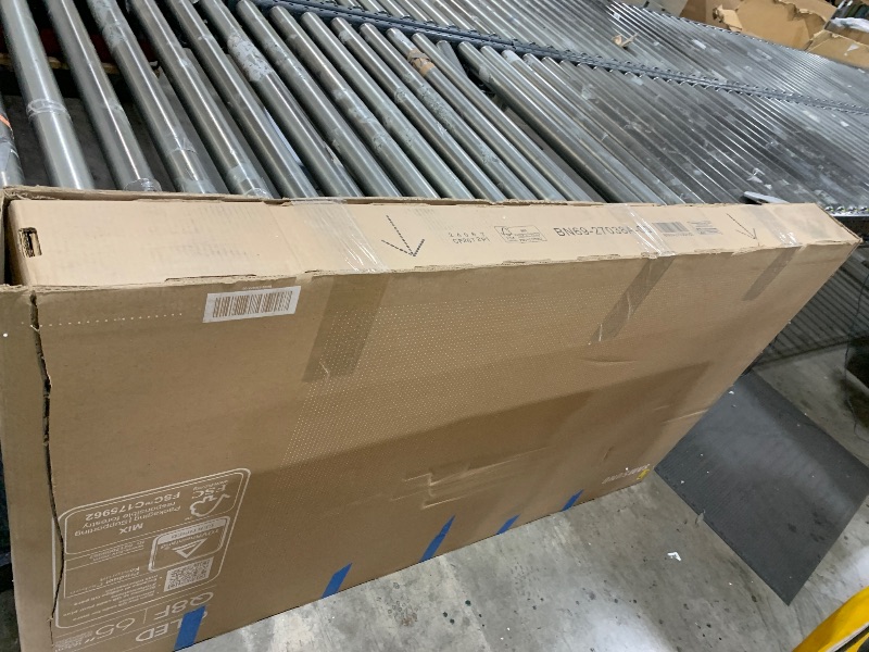Photo 1 of [SOLD FOR PARTS] Samsung - 65” Class Q8F Series QLED 4K UHD SamsungVision AI Smart Tizen TV (2025)