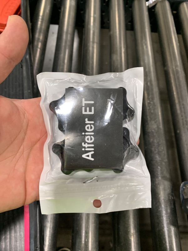 Photo 1 of Aifeier ET 4 Pcs 3/8"-16 Female Thread Knob Black Nylon 5 Star Shaped Head Clamping Nuts Knob (ID 0.375"/9.525mm)