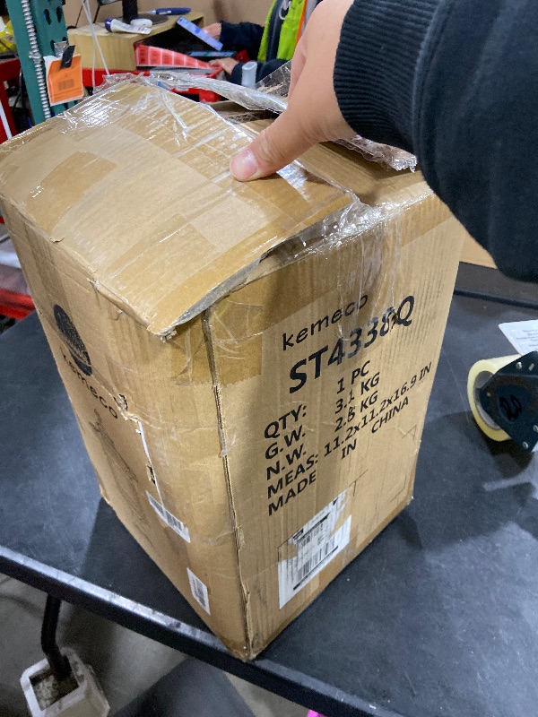Photo 1 of !!!!!DOES NOT COME IN ORIGINAL BOX!!!!!
Cold Press Juicer, 5.3" Wide Feed Chute Juice Extractor Machine with 400W, High Juice Yield, Slow Masticating Juicer for Whole Vegetables & Fruits, Deep Grey