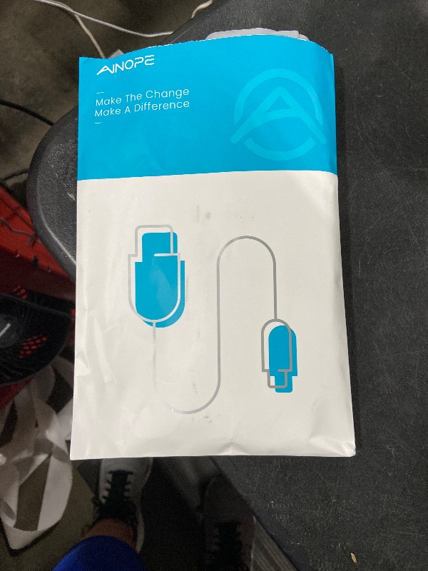 Photo 1 of AINOPE USB C to USB C Cable 60W 2Pack 6.6ft Nylon for iPhone 17 Pro Max Charging Cable Type C Charger Fast Charging Cord Right Angle USBC to USBC for iPhone 17 16 Pro Max Accessories Samsung S25 iPad