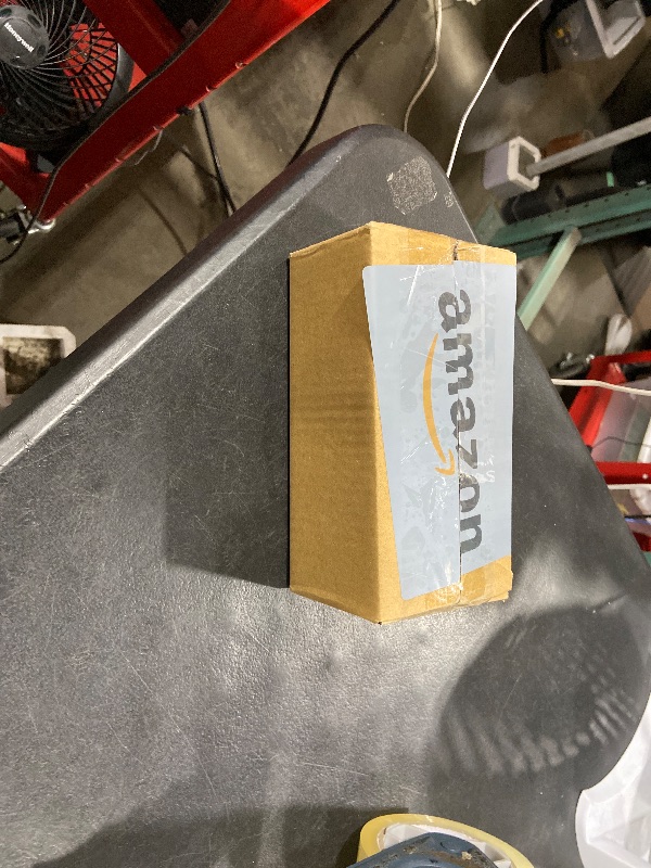 Photo 1 of ***PICTURE FOR REFERENCE, NOT ACTUAL PRODUCT BUT SIMILAR***
GREEN LEAVE FOR CAKE DECOR