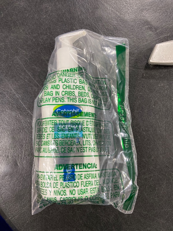 Photo 1 of CETAPHIL RESTORADERM Soothing Moisturizer, For Eczema Prone Skin, 10 fl oz, For Dry, Itchy, Irritated Skin, 24Hr Hydration, No Added Fragrance, Doctor Recommended Sensitive Skincare Brand