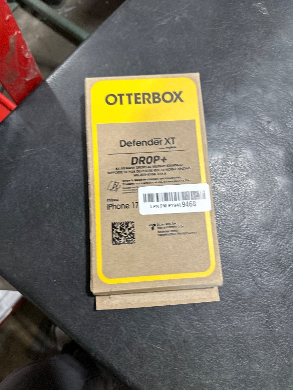 Photo 1 of OtterBox iPhone 17 Pro Defender Series Pro XT Clear Case - Offgrid - Blue
