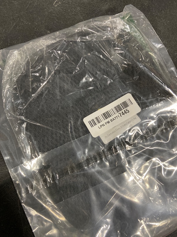 Photo 1 of 1 Pcs Pet Hair Removal Gloves Brush, New Reusable Cat Dog Electrostatic Hair Remover Grooming Glove Tool for Clothes,Sofas,Carpets,Car Seats